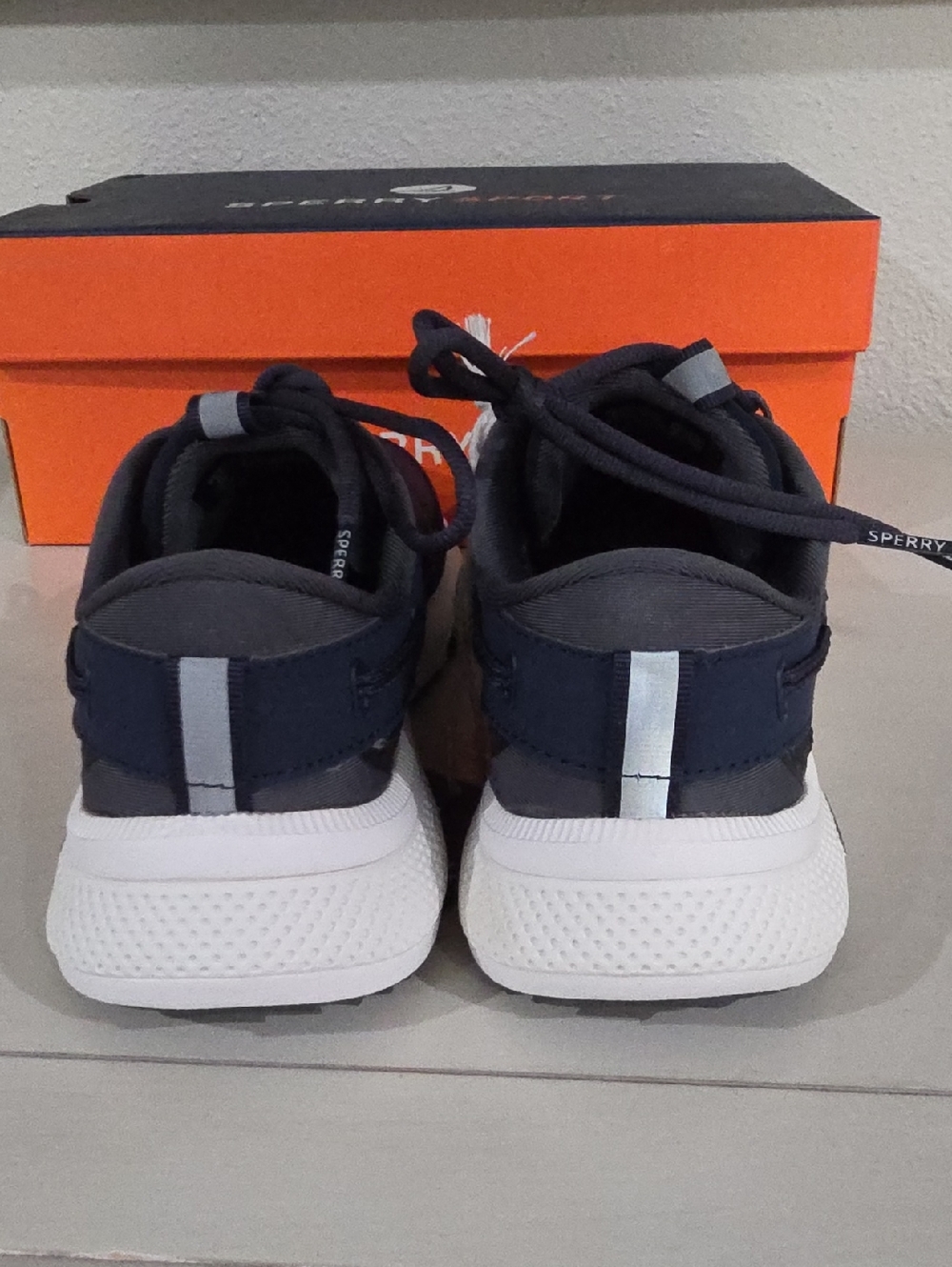 New Sperry Women's 7 Seas 3-Eye Navy Boat Shoes Sneakers 6 - Picture 6 of 7